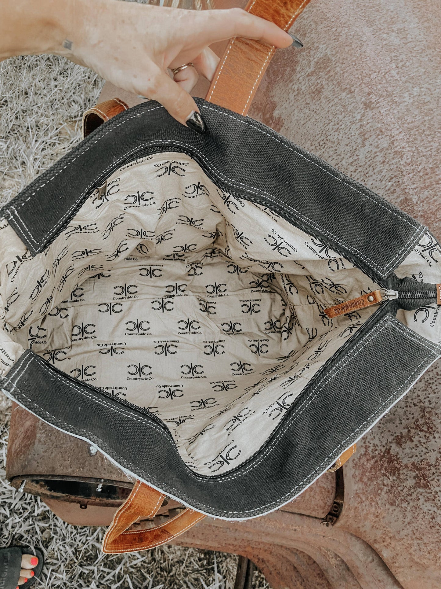 Darby Carry All Bag Overnight Weekender Computer Bag Cowhide Leather